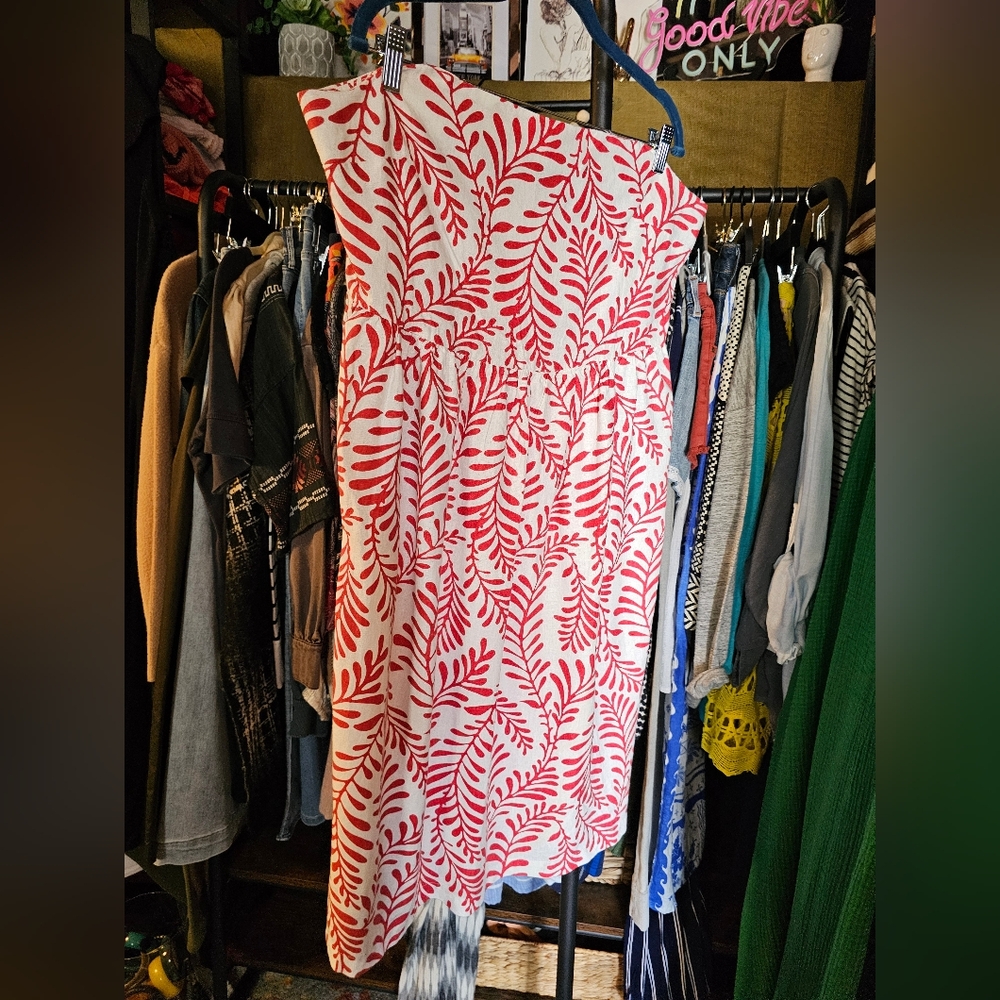 Red and White Leaf Print Skirt